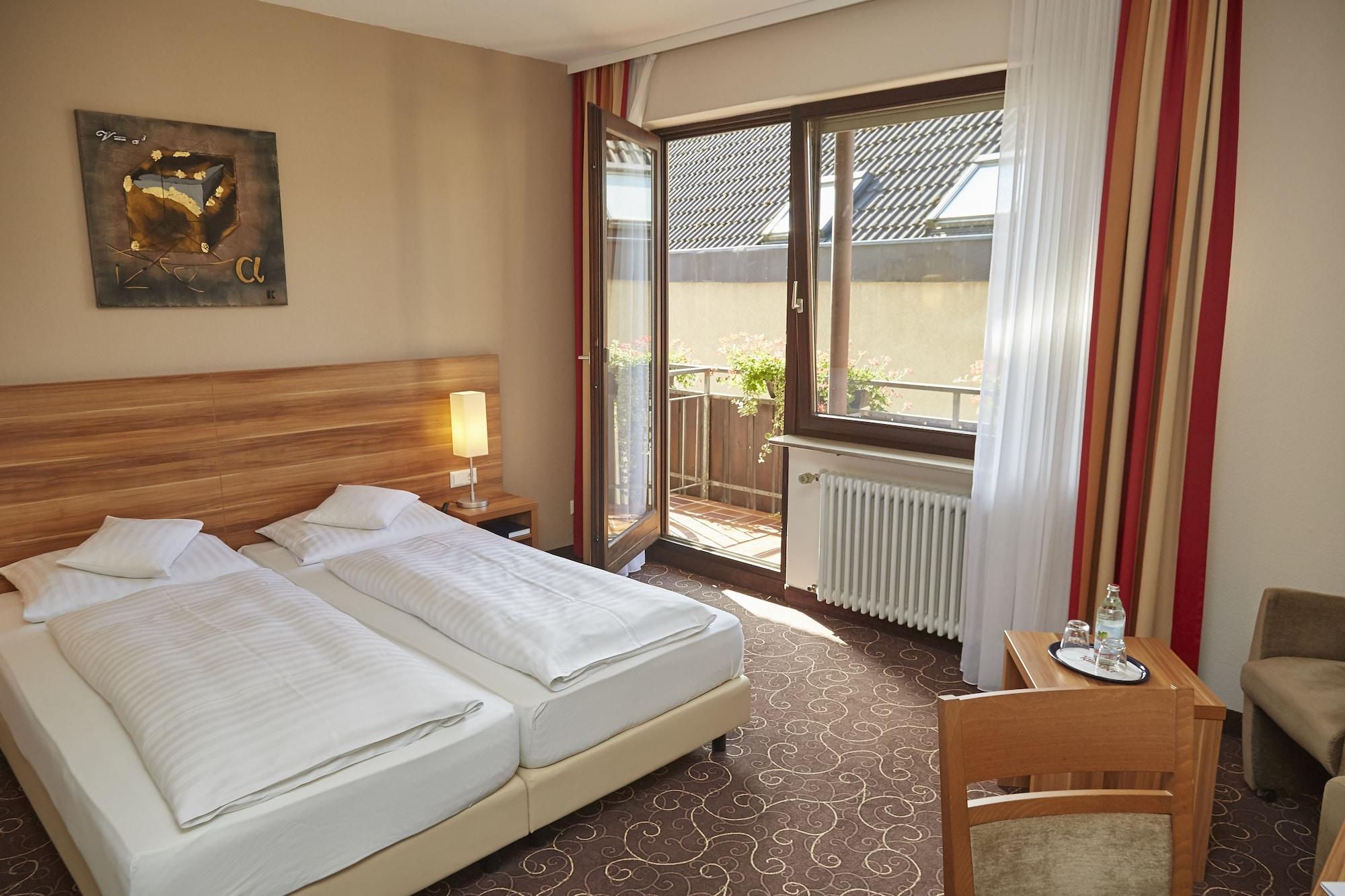 Flair Hotel Weinstube Lochner Bad Mergentheim Exterior photo