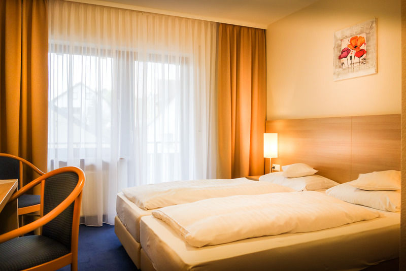 Flair Hotel Weinstube Lochner Bad Mergentheim Exterior photo